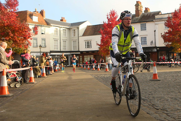 Our marshals out on the course awaiting the arrival of the runners. © Julian Moore